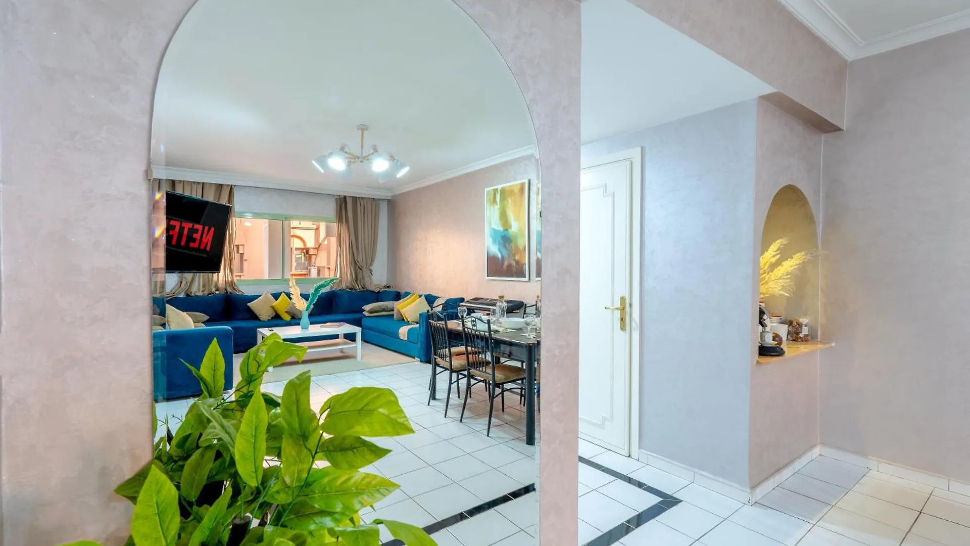 Grand Cozy Apartment In Heart Of Hivernage Марракеш
